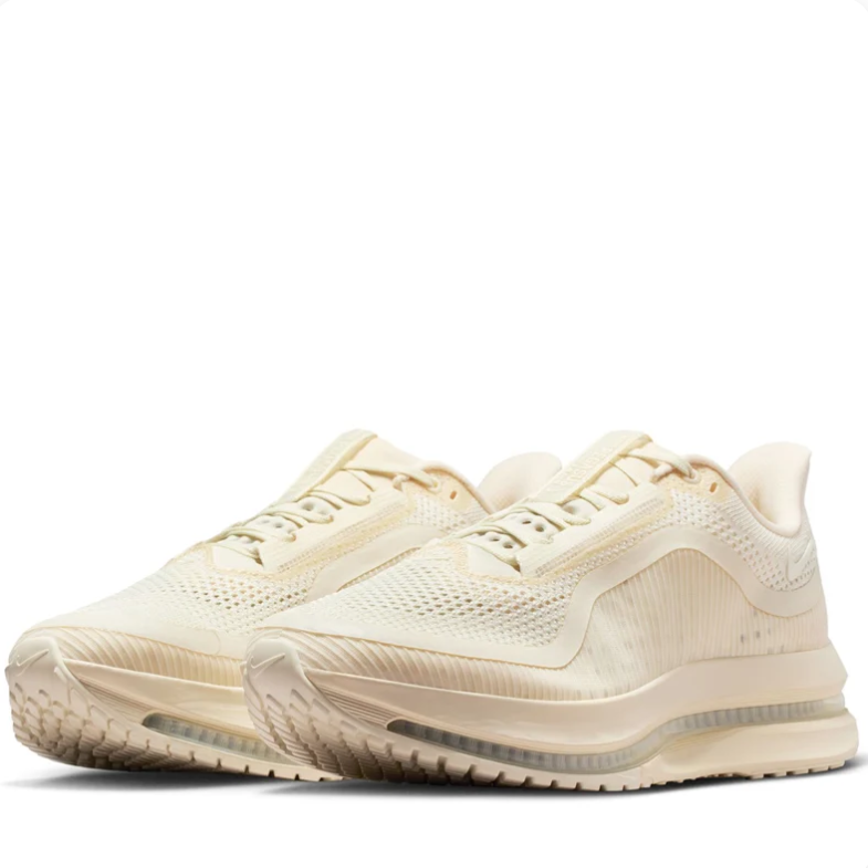 Nike Zoom Sneakers - Cream & Ivory