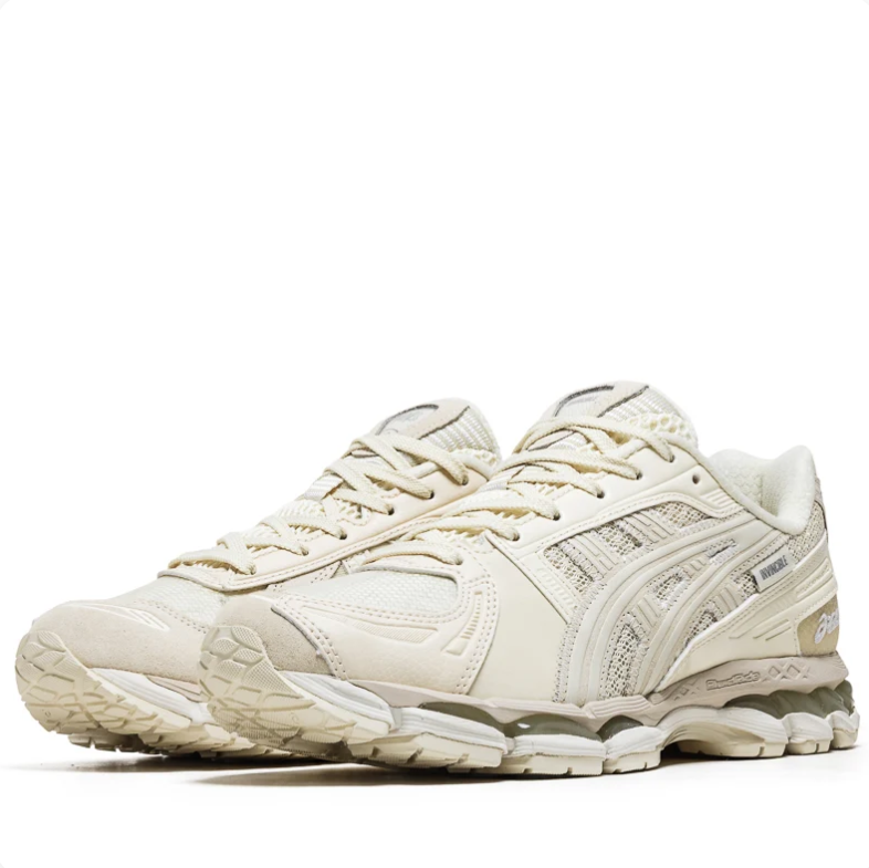ASICS x INVINCIBLE Sneakers - Cream & Ivory