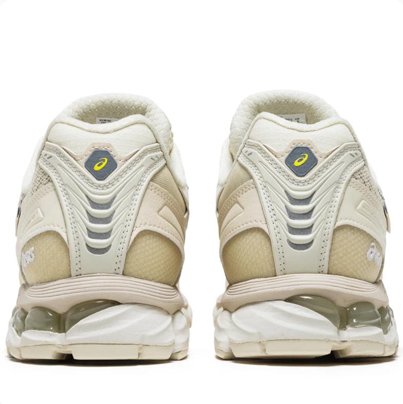 ASICS x INVINCIBLE Sneakers - Cream & Ivory