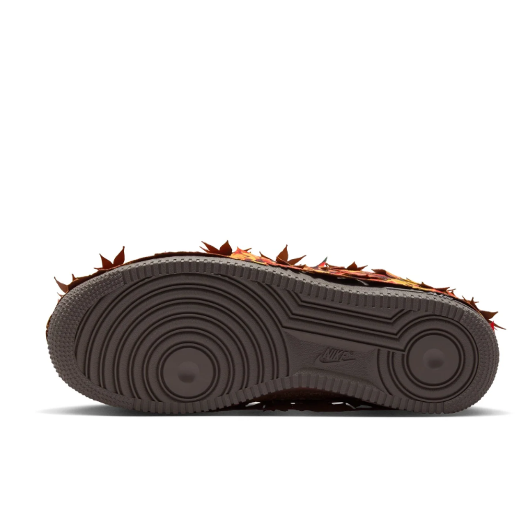 Nike Air Force 1 Low Sneakers - Layered Autumn Leaves with Dark Brown Sole