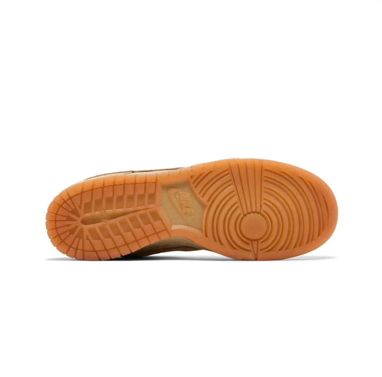Nike Dunk Low Sneakers - Sand & Khaki with Gum Sole