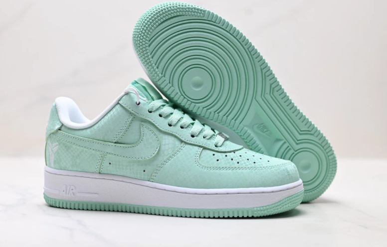 Nike Air Force 1 Low Sneakers - Mint Green & White